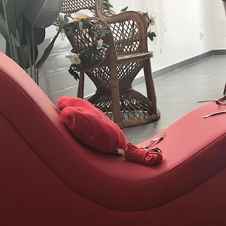 Ile Des Plaisirs - Intimiste Adultes Avec Prive