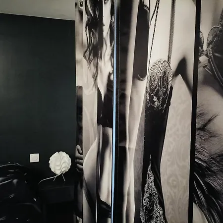 Loveroom Et Prive De L'ile Des Plaisirs Graulhet