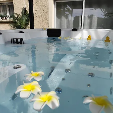 Ile Des Plaisirs - Intimiste Adultes Avec Prive Timebasishotel *