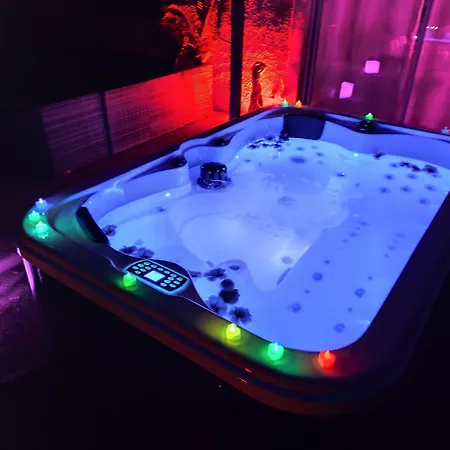 Intimiste Adultes Avec Prive - Ile Des Plaisirs Love hotel